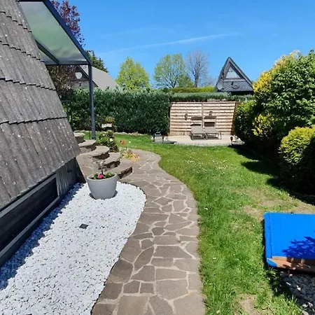 Zum Wohlfuehlen In Der Eifel, Poolnutzung, Tennis, Minigolf, Seenaehe Apartman Blankenheim